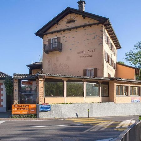 Отель Ristorante Della Stazione Тегна Экстерьер фото